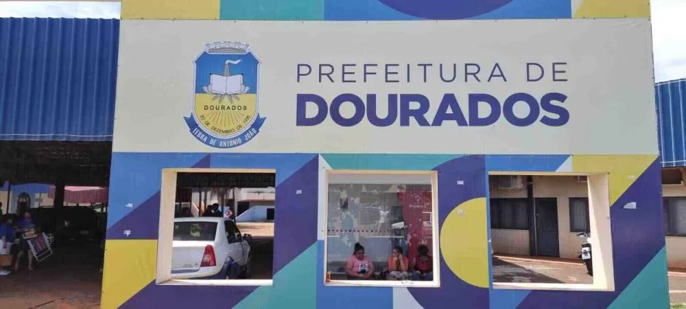 Prefeitura de Dourados Supera Dificuldades e Deposita Salários de 7.101 Servidores Dentro do Mês